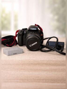 Canon EOS Rebel T3i DSLR Camera w/ Lens & Charger Bundle